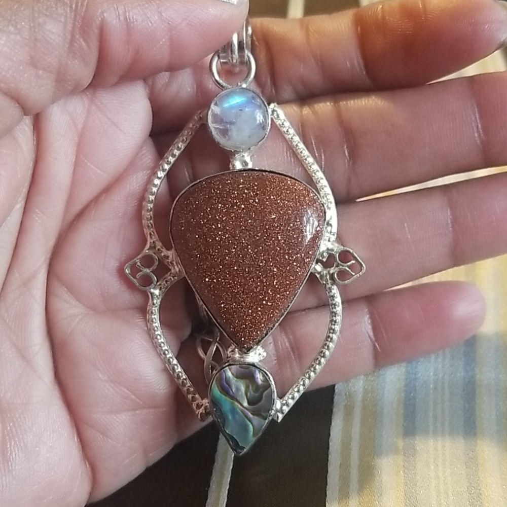 ❤ BEAUTIFUL PENDANT